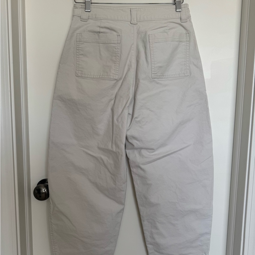 Women’s Old Navy canvas barrel jeans
